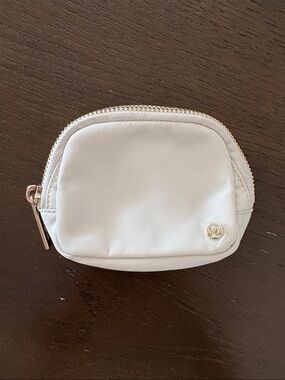 Everywhere Belt Bag Nano
